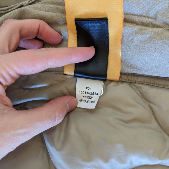 NWT The North Face Women's Westcliffe Down Vest - Picture 15 of 16